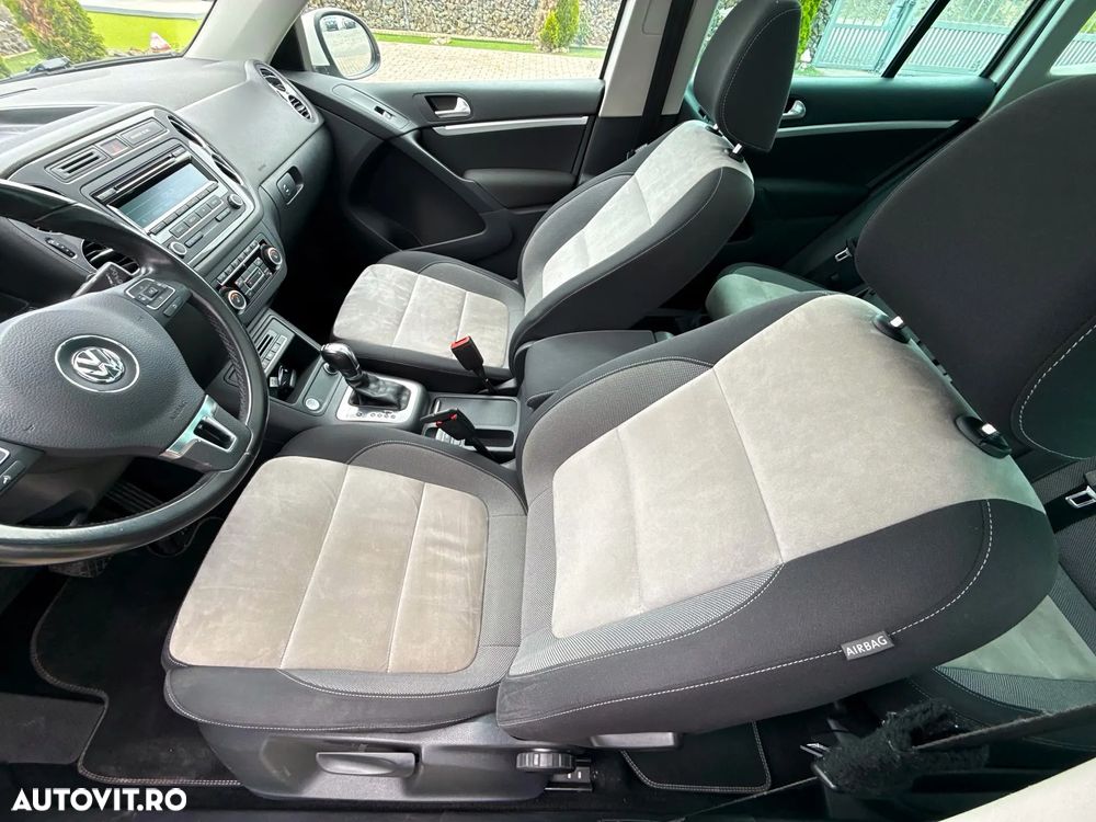Volkswagen Tiguan 2.0 TDI 4Motion DSG Sport & Style - 23
