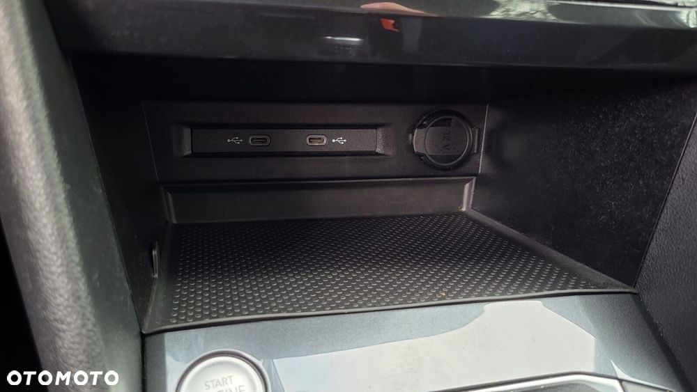 Volkswagen Tiguan - 24