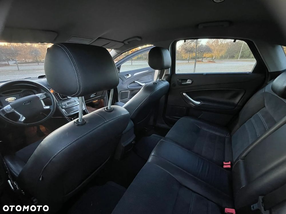 Ford Mondeo 2.5 Titanium X - 9