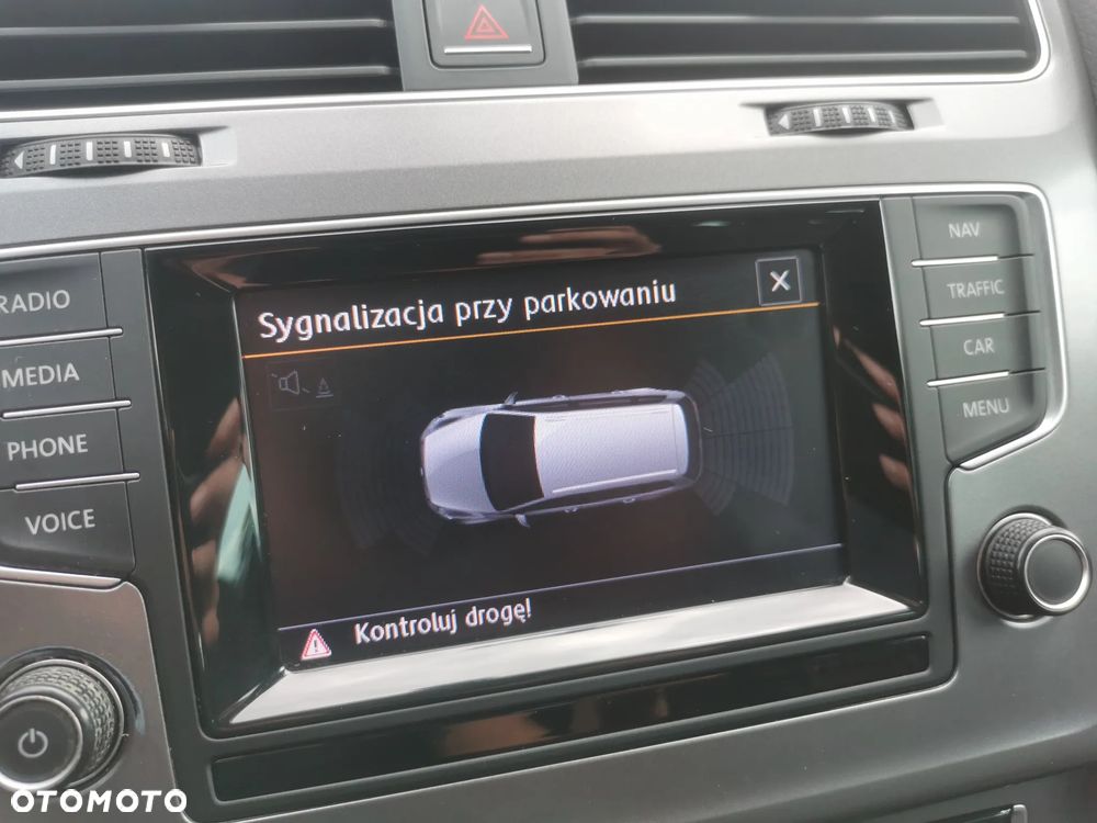 Volkswagen Golf 2.0 TDI 4Motion BlueMotion Technology Lounge - 22