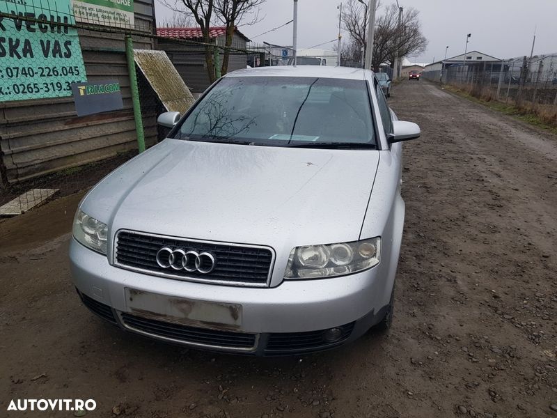 Dezmembram Audi A4 1.9TDI - 3