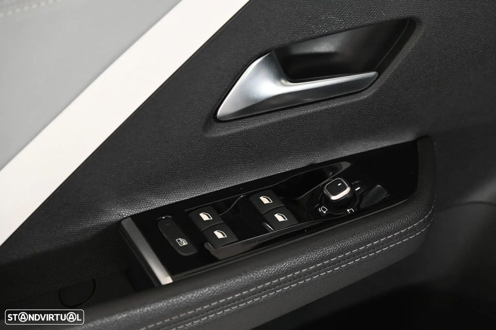 Opel Astra 1.2 T Elegance - 20