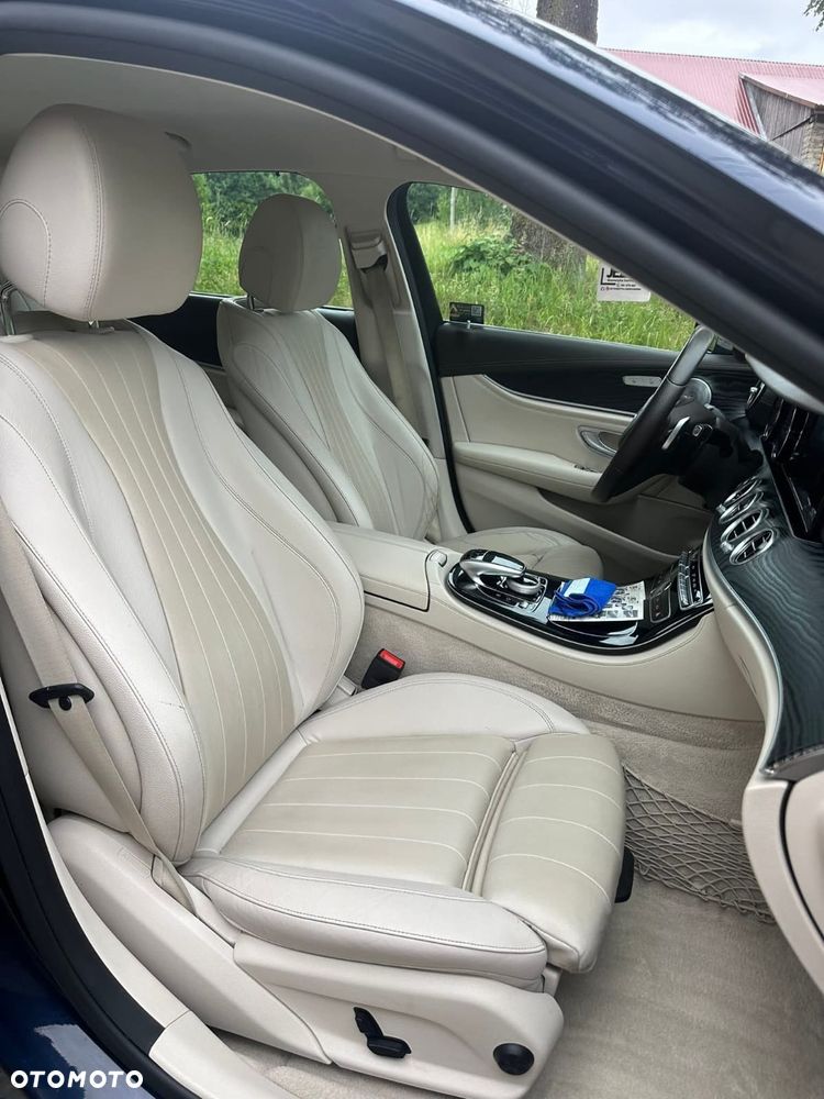 Mercedes-Benz Klasa E 220 d 4-Matic Business Edition 9G-TRONIC - 5