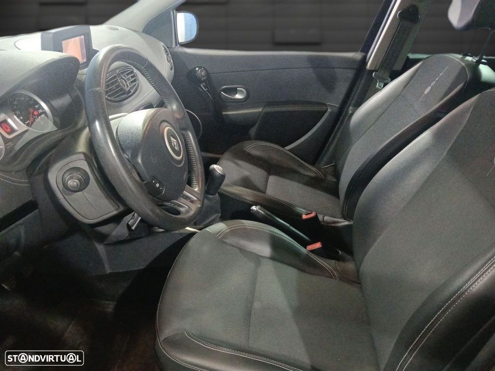 Renault Clio 1.5 dCi Dynamique S - 7