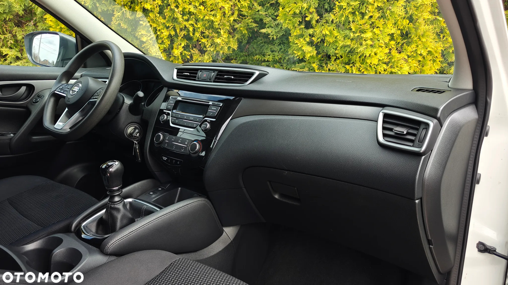 Nissan Qashqai 1.2 DIG-T Acenta EU6 - 34