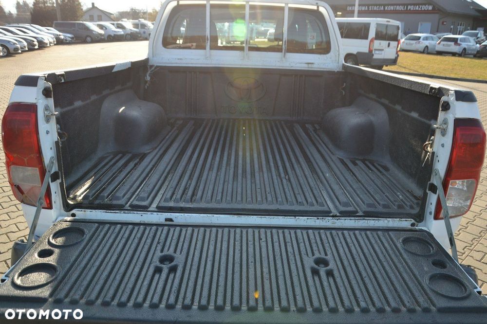 Toyota Hilux - 19