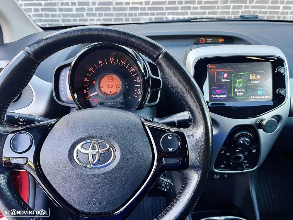 Toyota Aygo 1.0 X-Play - 13