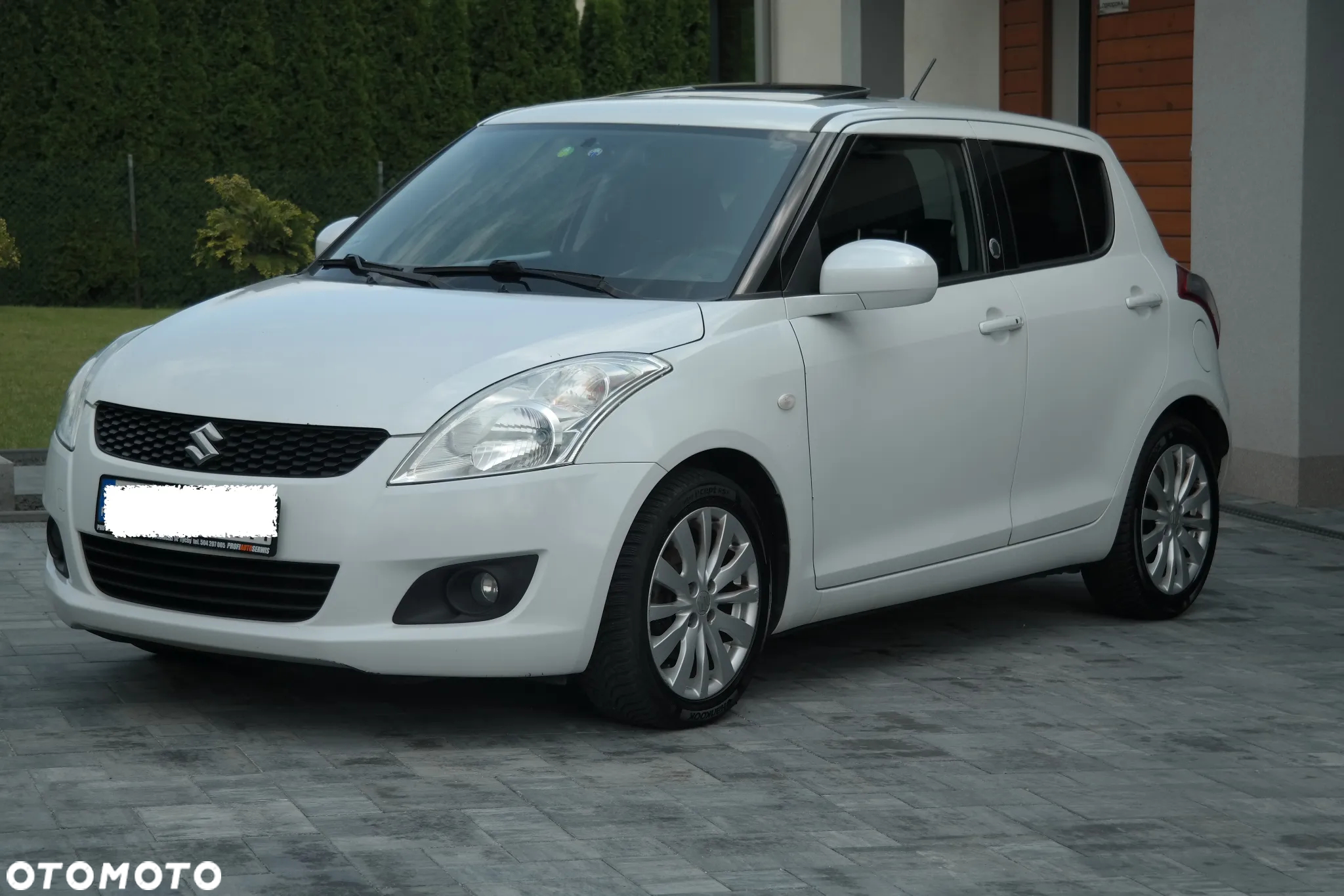 Suzuki Swift 1.2 Premium - 3