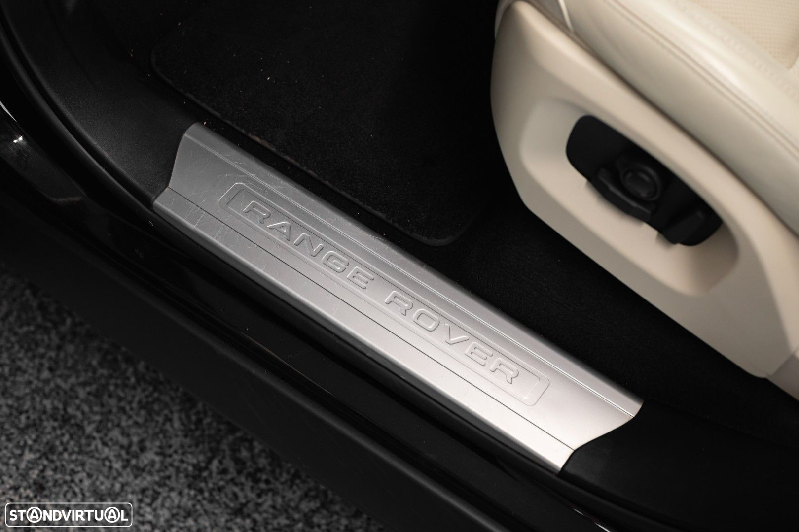 Land Rover Range Rover Sport 2.0 SD4 HSE - 33