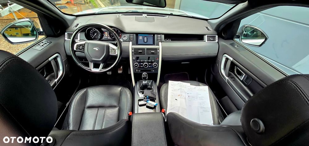 Land Rover Discovery Sport - 13