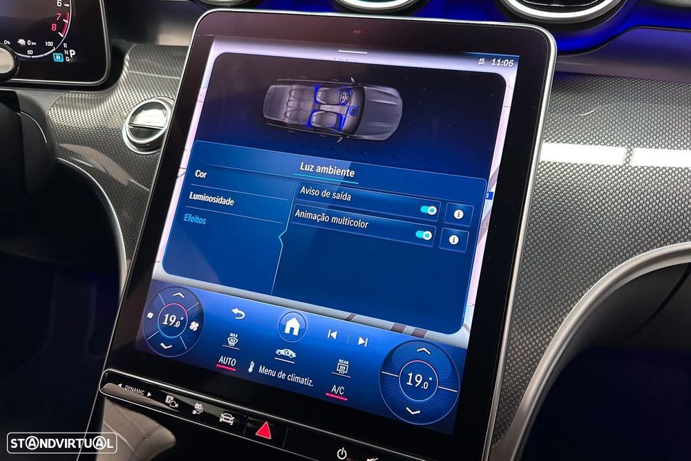 Mercedes-Benz C 300 e T 9G-TRONIC AMG Line - 29