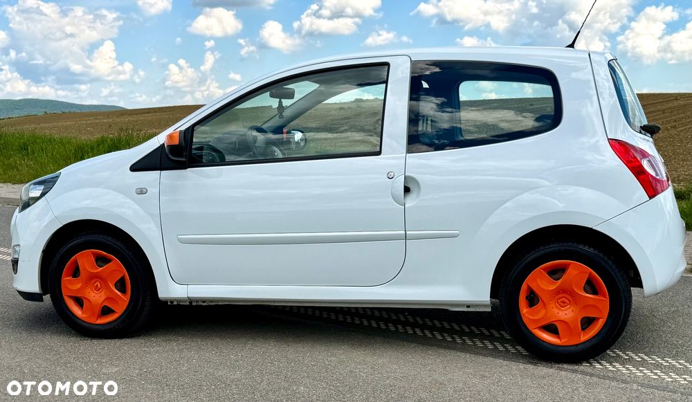 Renault Twingo 1.2 16V Eco Access - 10