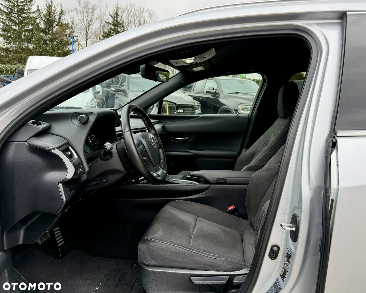 Lexus UX 250h GPF Prestige AWD - 9