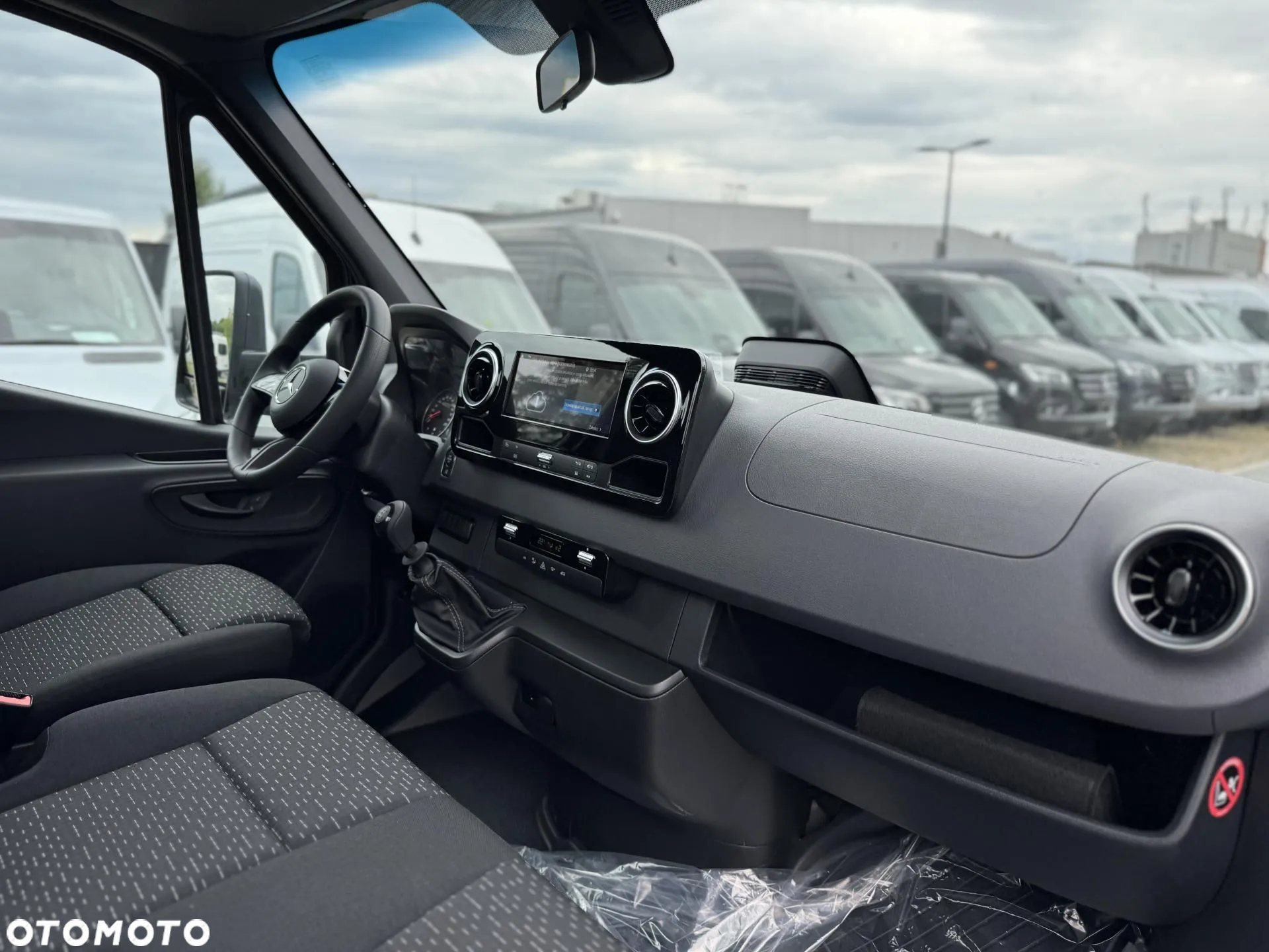 Mercedes-Benz Sprinter - 7