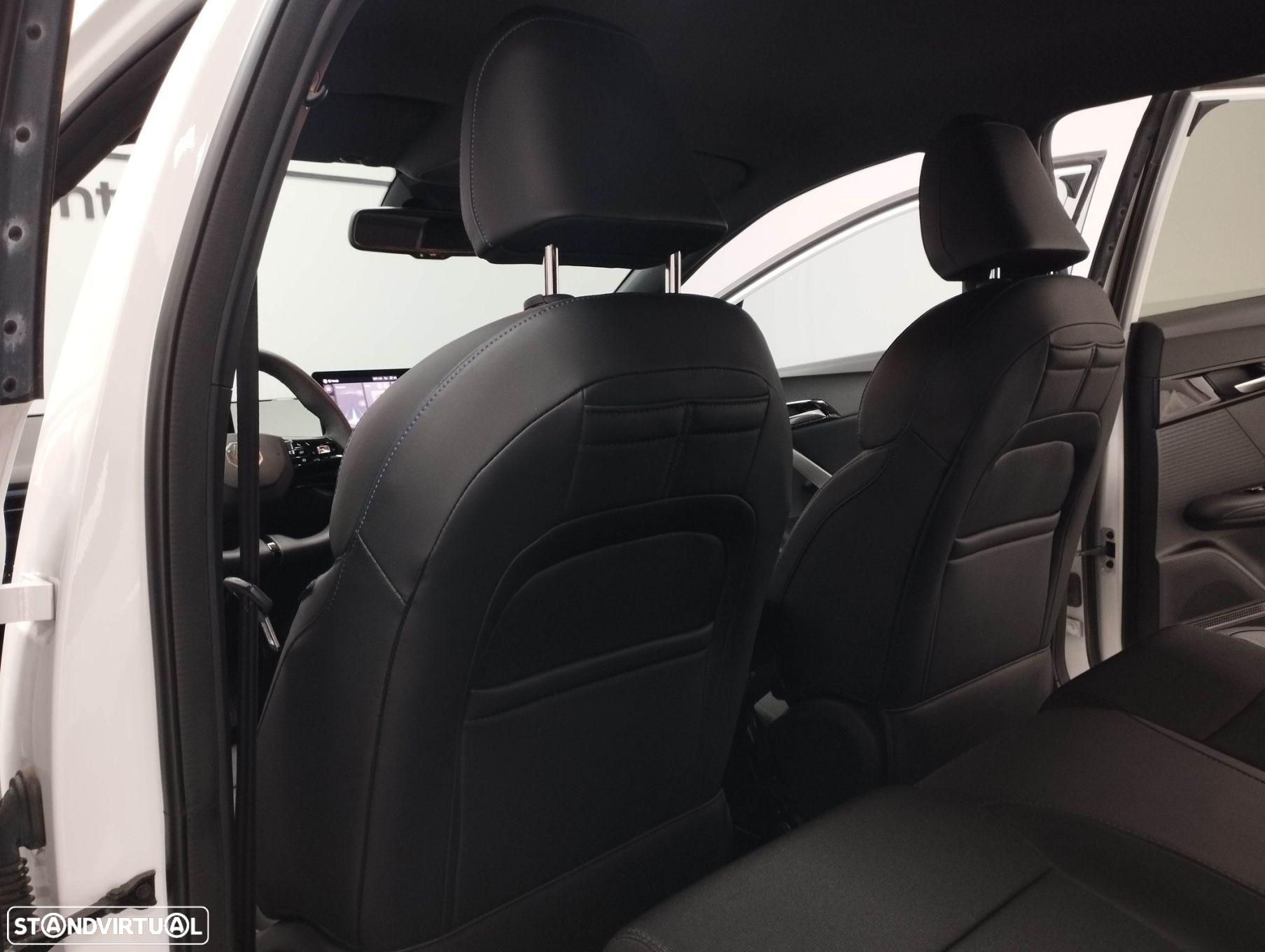 MG MG4 64 kWh Luxury - 7
