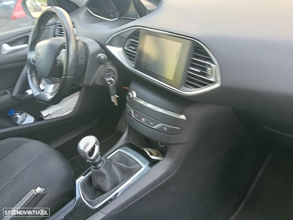 Peugeot 308 SW BlueHDi 120 Stop & Start Active - 10