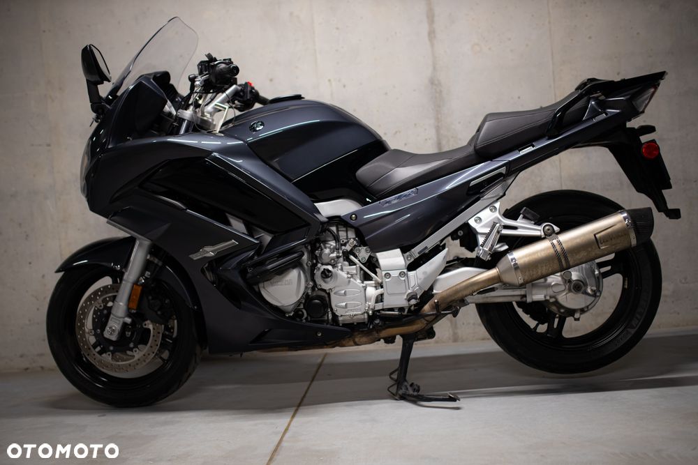 Yamaha FJR - 3