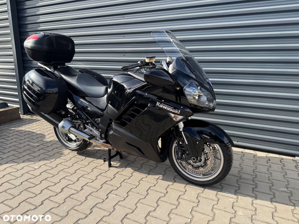 Kawasaki GTR - 1