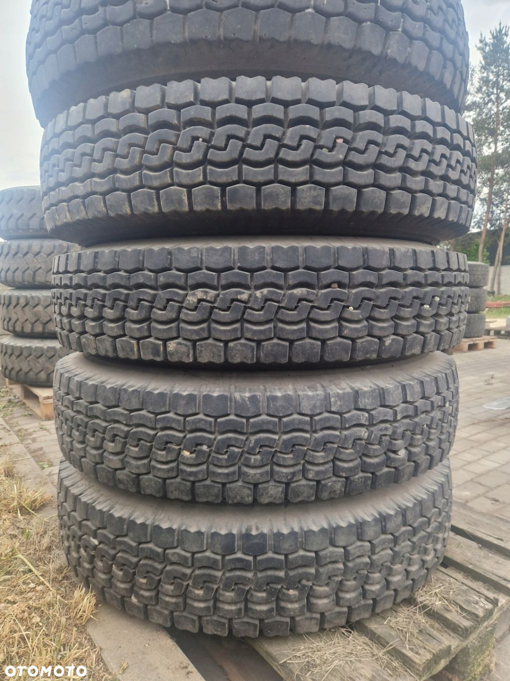 Komplet kół 4 x Bridgestone 10R22.5 Koła 10R 22.5 R Man Iveco Daf Renault - 2