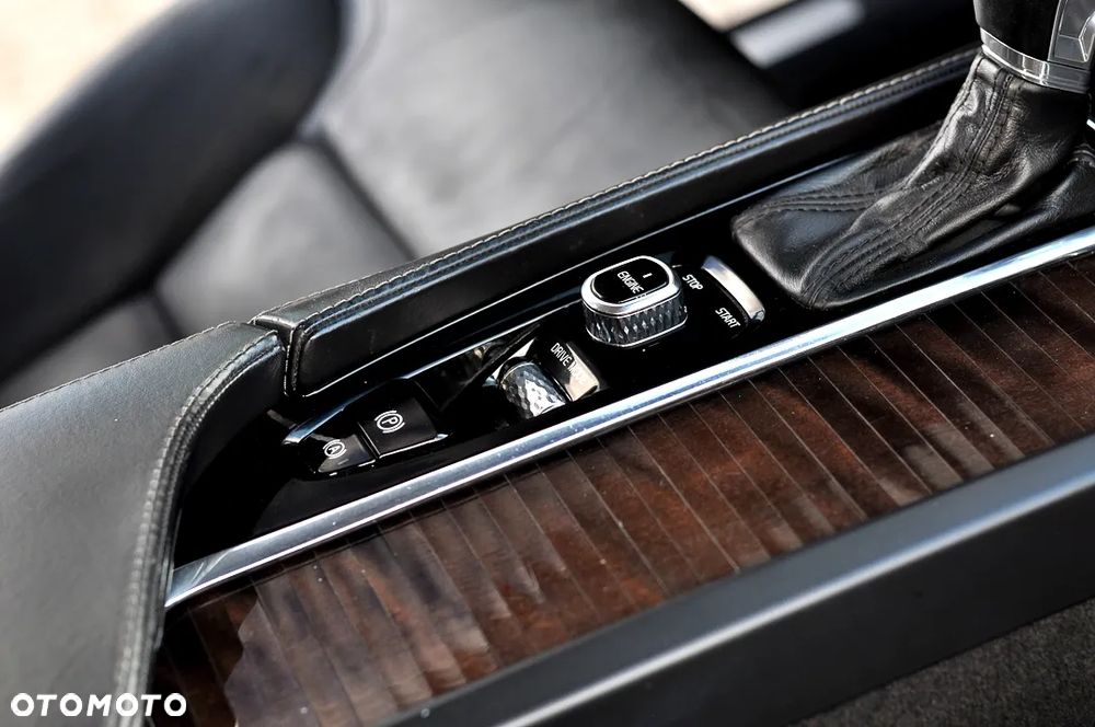 Volvo XC 90 D5 AWD Inscription 7os - 21