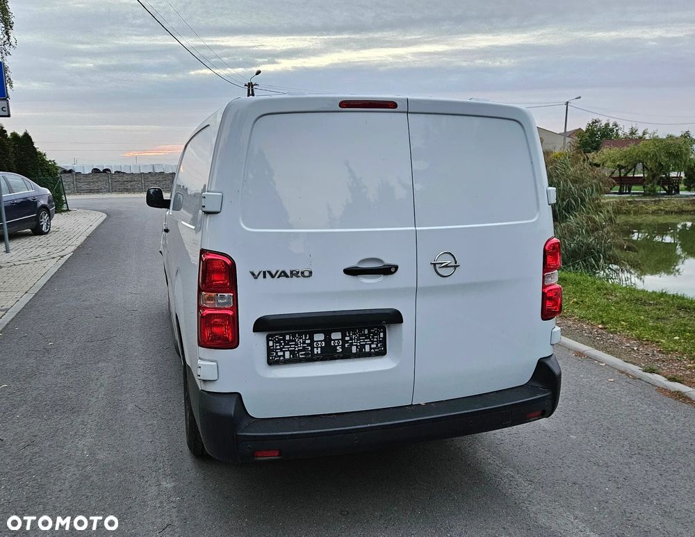 Opel Vivaro - 10