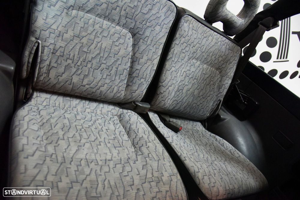 Mitsubishi Pajero - 20