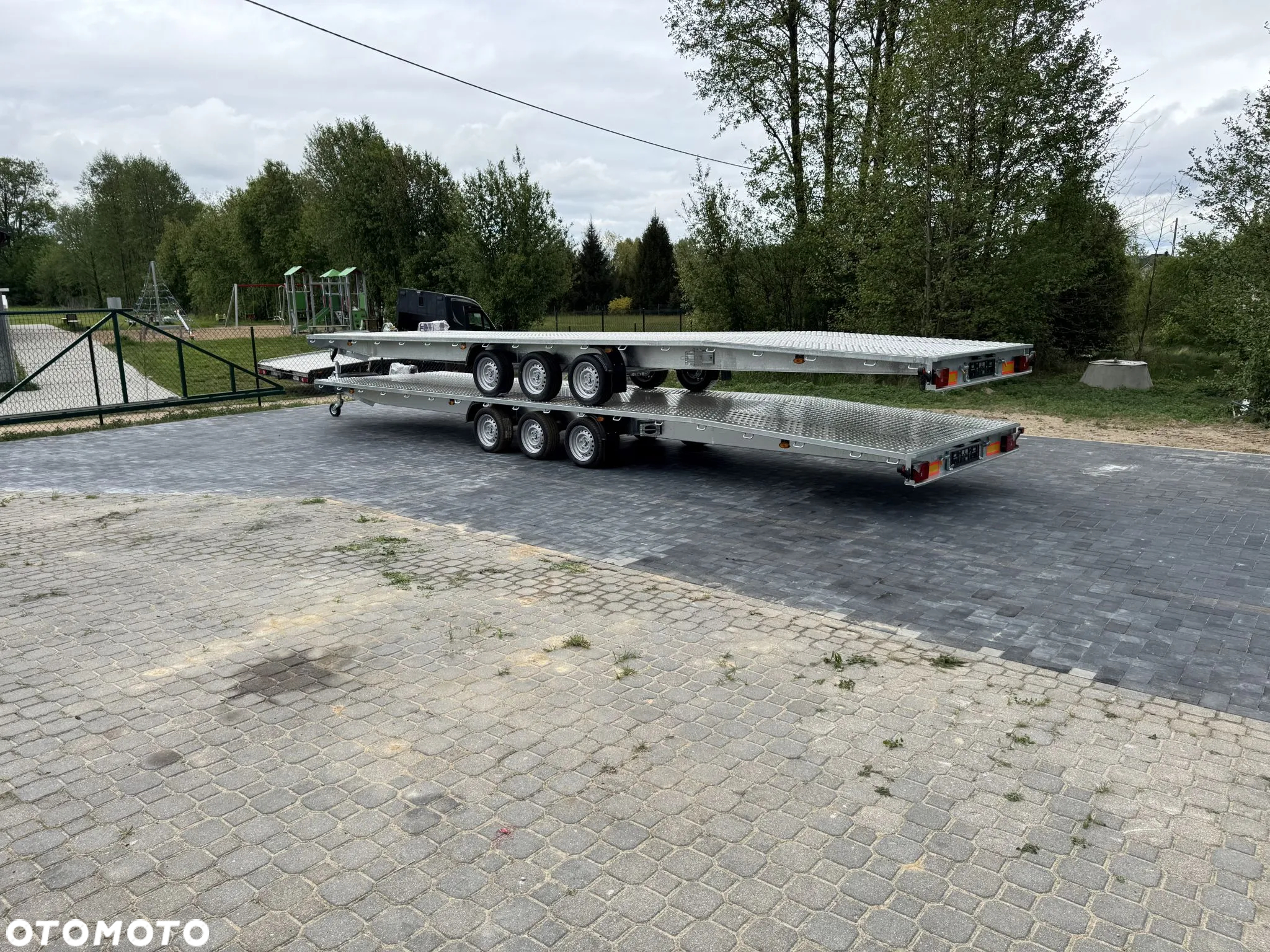 Niewiadów Nowa Laweta Indiana Eco 850x210 3500kg na dwa auta bus Dostawa - 2