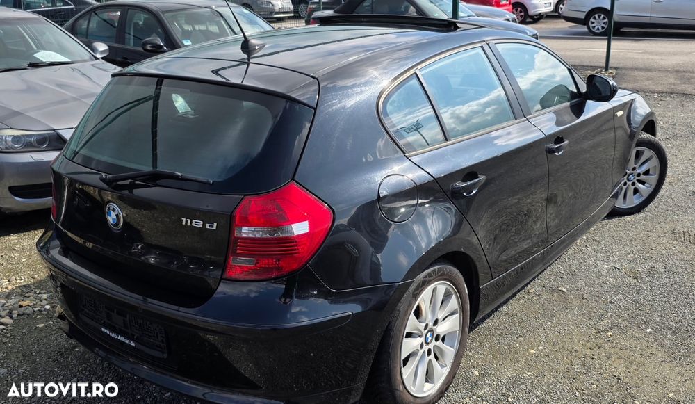 BMW Seria 1 120d DPF Edition Lifestyle - 17