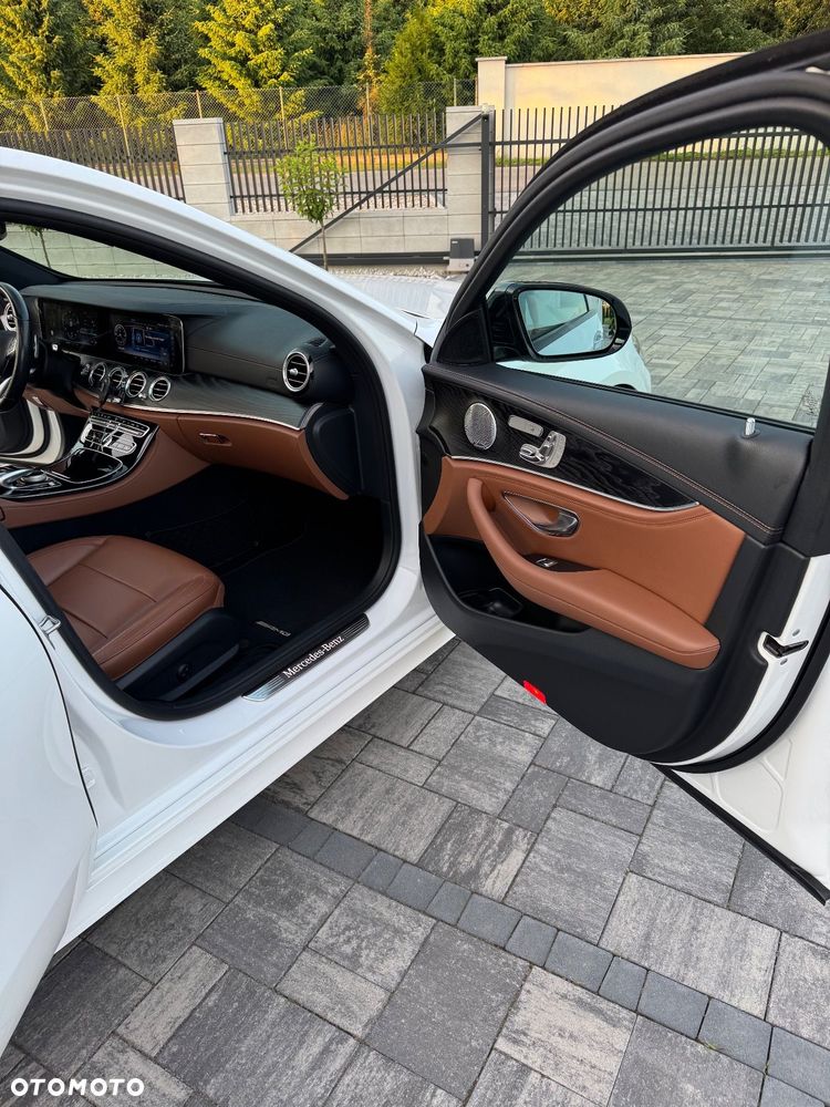 Mercedes-Benz Klasa E 220 d 9G-TRONIC - 15