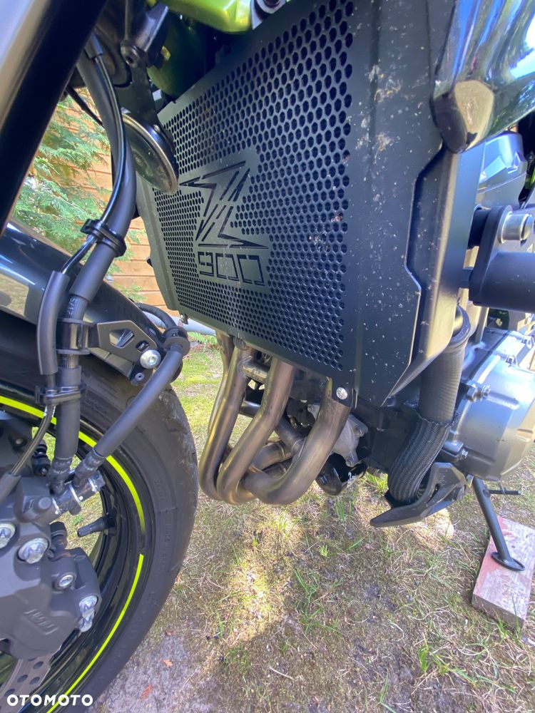 Kawasaki Z 900 - 11