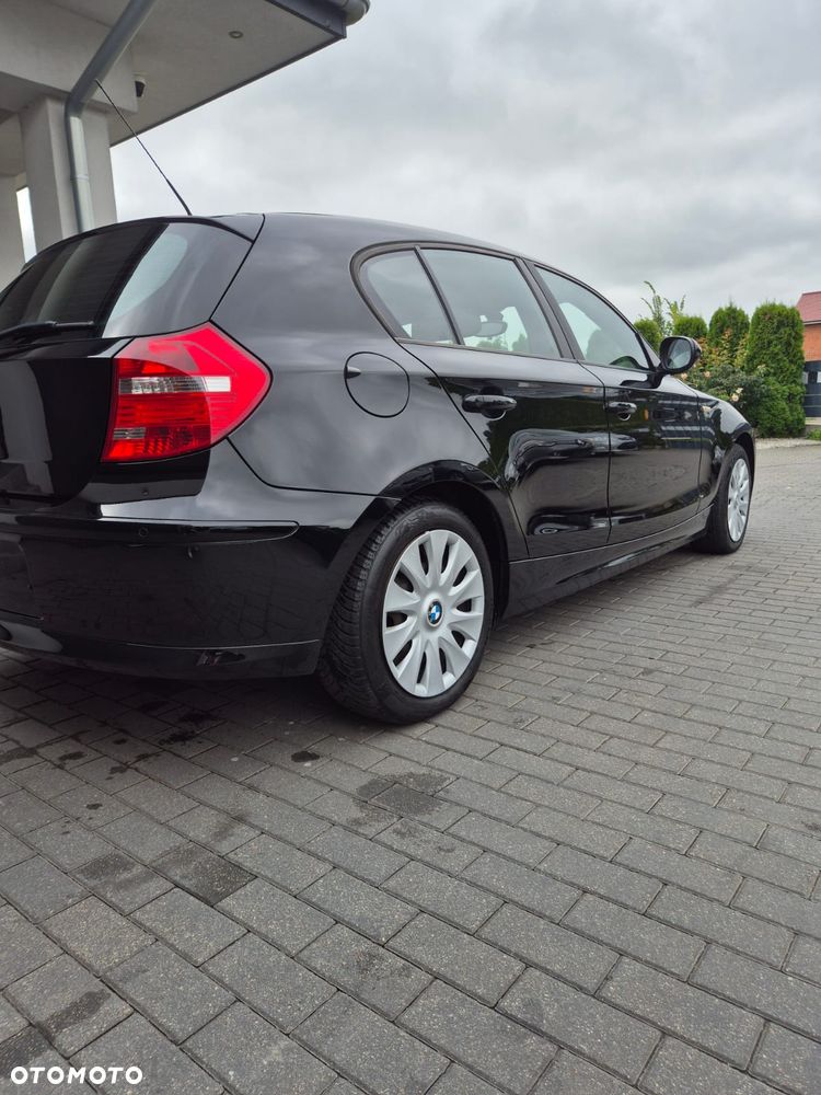 BMW Seria 1 116i - 8