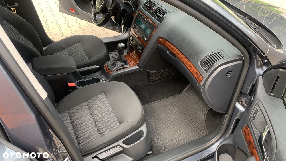 Skoda Octavia 2.0 TDI Elegance - 11