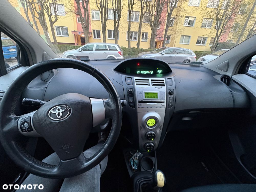 Toyota Yaris 1.4 D-4D Luna A/C - 6