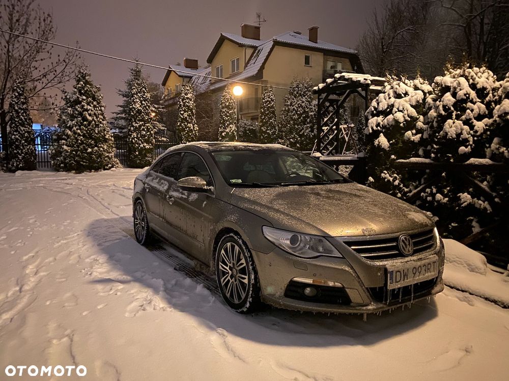 Volkswagen Passat CC 2.0 TDI DSG - 4