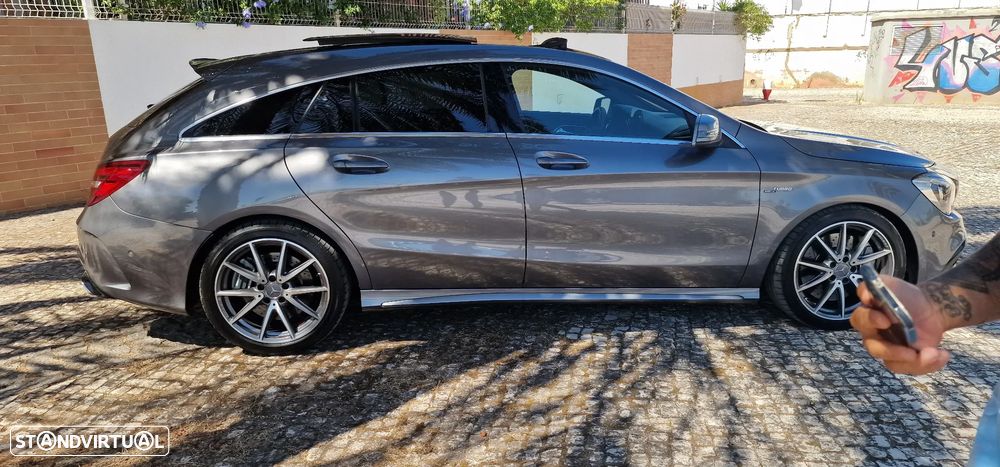 Mercedes-Benz CLA 45 AMG 4Matic 7G-DCT Orange Art Edition - 3