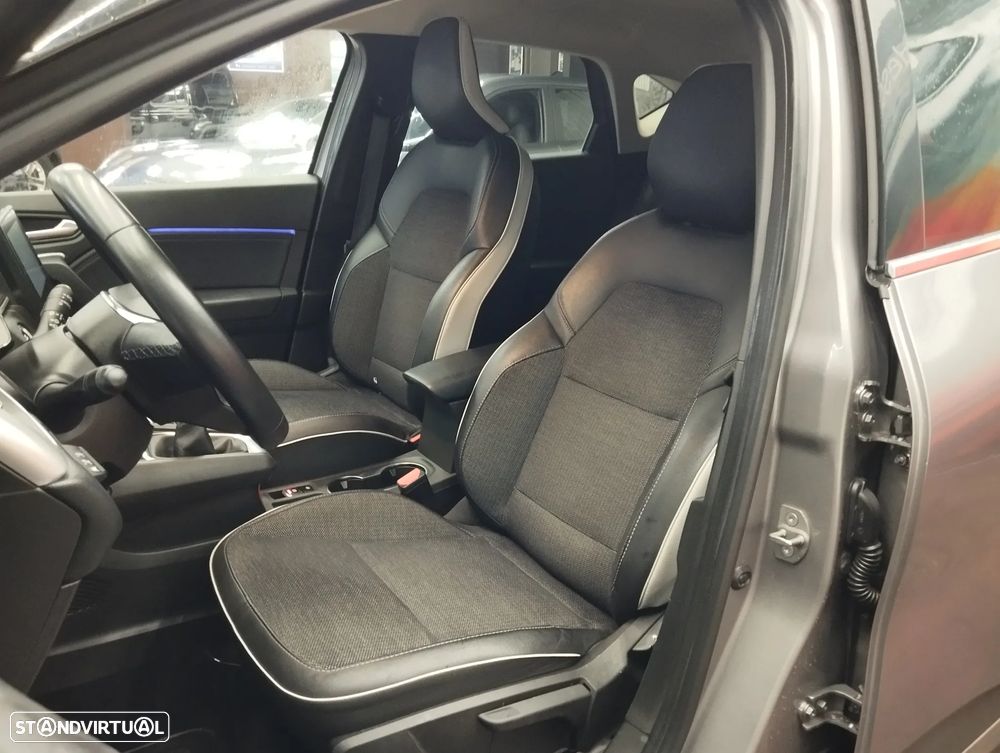 Renault Captur 1.0 TCe Exclusive - 17