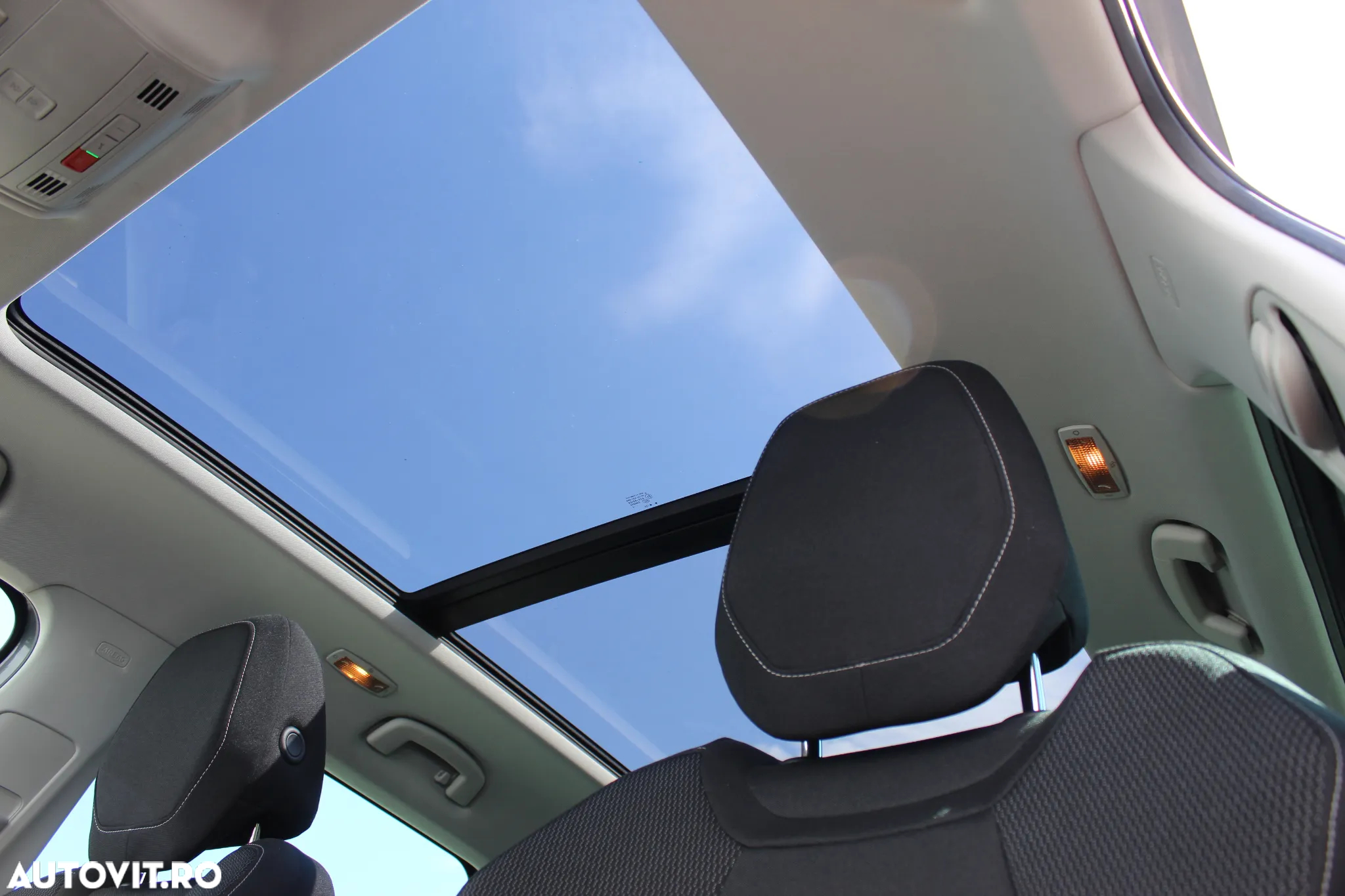 Skoda Karoq 1.5 TSI DSG Ambition - 38