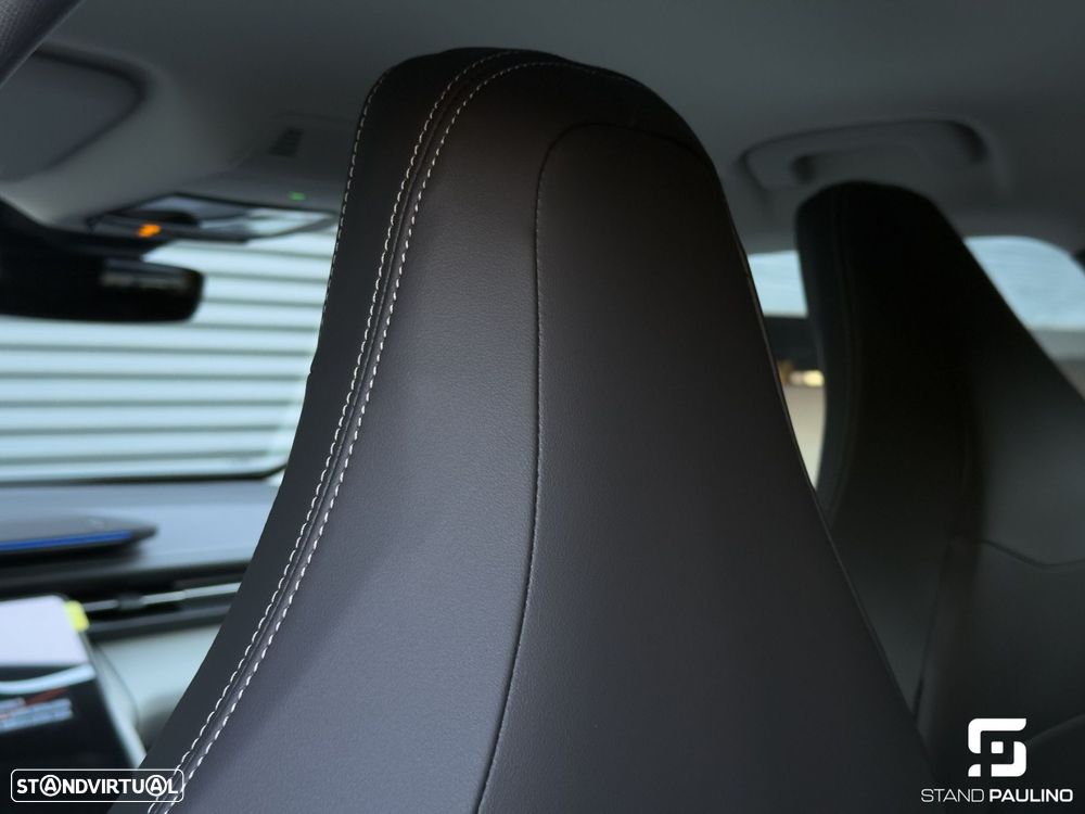 Ford Explorer 79 kWh Premium - 26