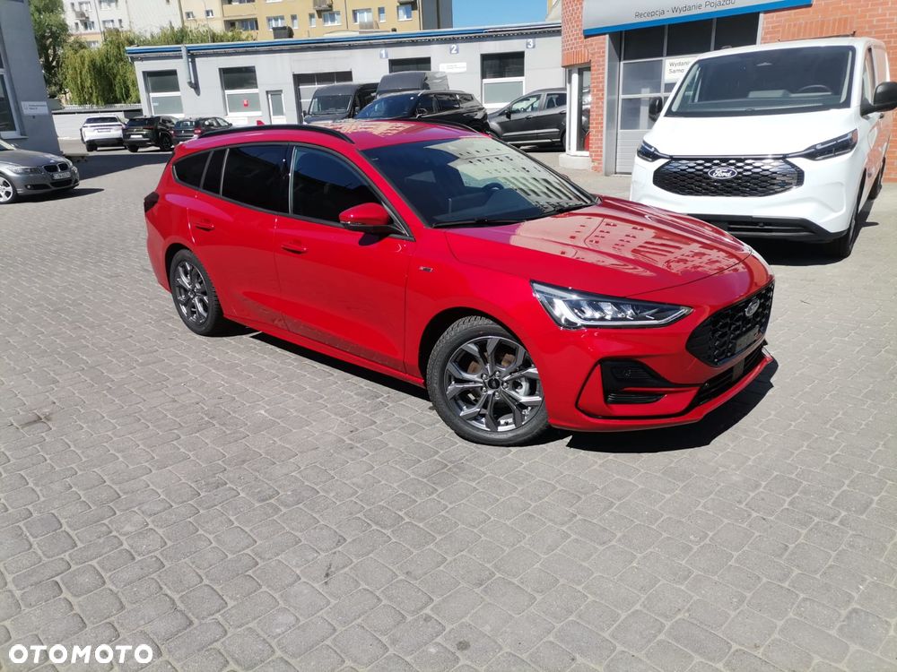 Ford Focus 1.0 EcoBoost mHEV ST-Line X - 2
