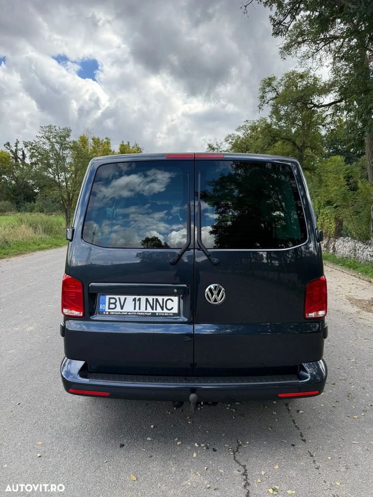 Volkswagen Caravelle - 7