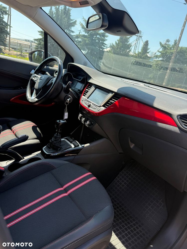 Opel Crossland X - 10