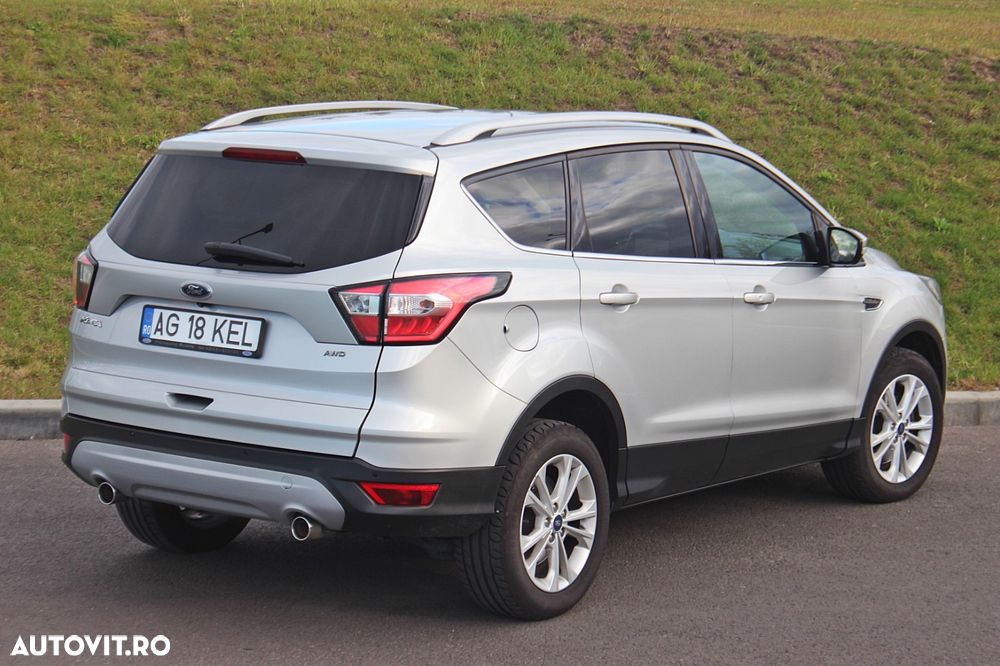 Ford Kuga 2.0 TDCi 4WD Powershift Titanium - 11