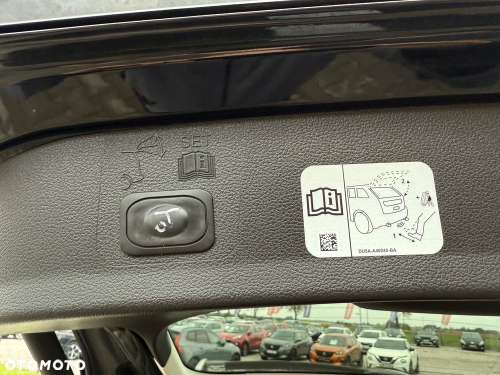 Ford Kuga 2.0 TDCi 4x4 Vignale - 32