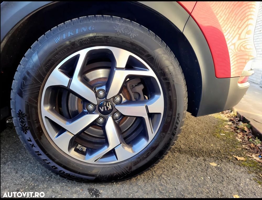 Kia Sportage 1.6 DSL MHEV 7DCT HP 4x2 Business Line - 15