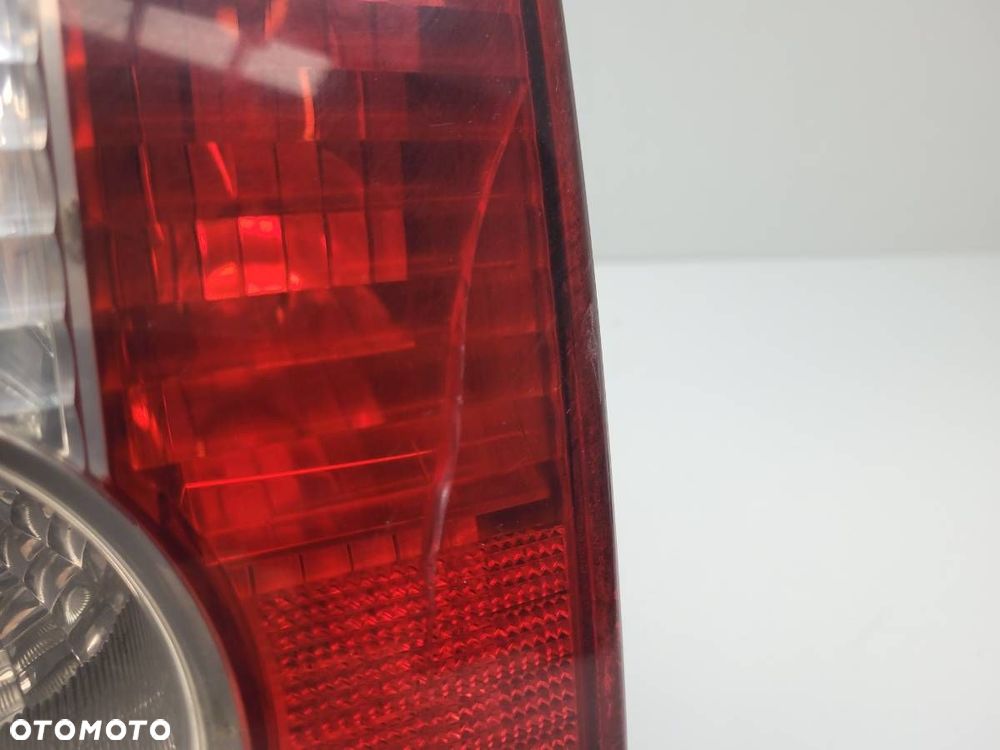 LAMPA TYŁ TYLNA PRAWA W BŁOTNIK VOLVO V50 KOMBI EU 30698921 - 6
