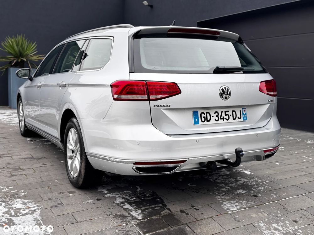 Volkswagen Passat 2.0 TDI SCR (BlueMotion Technology) DSG Comfortline - 3
