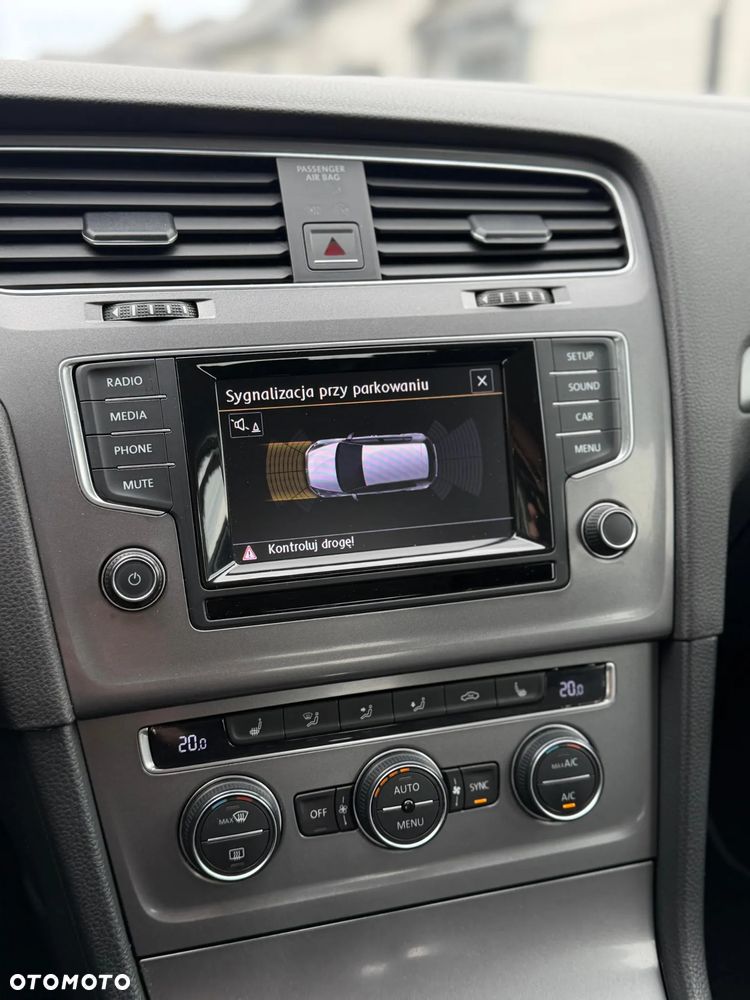 Volkswagen Golf 1.4 TSI BlueMotion Technology DSG Comfortline - 15