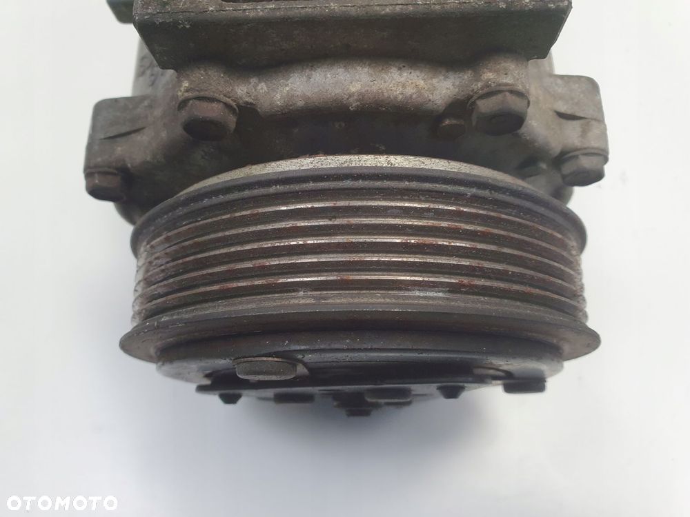 SPRĘŻARKA KLIMATYZACJI Volvo S40 II V50 2.0 D _ pompa 3M5H-19D629-HE - 6