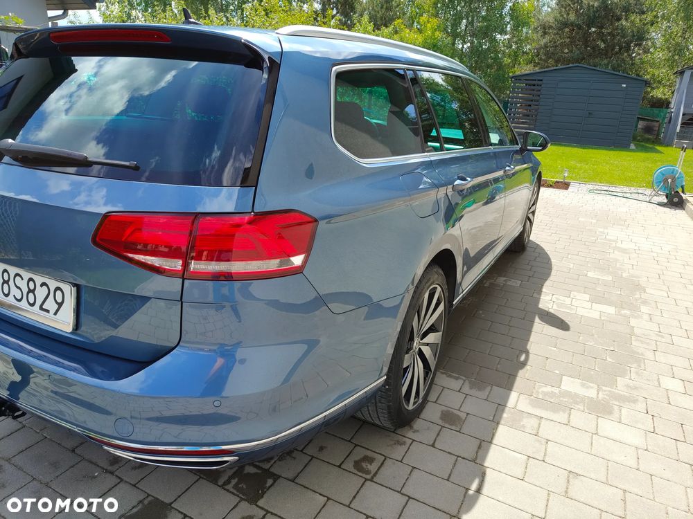 Volkswagen Passat - 14