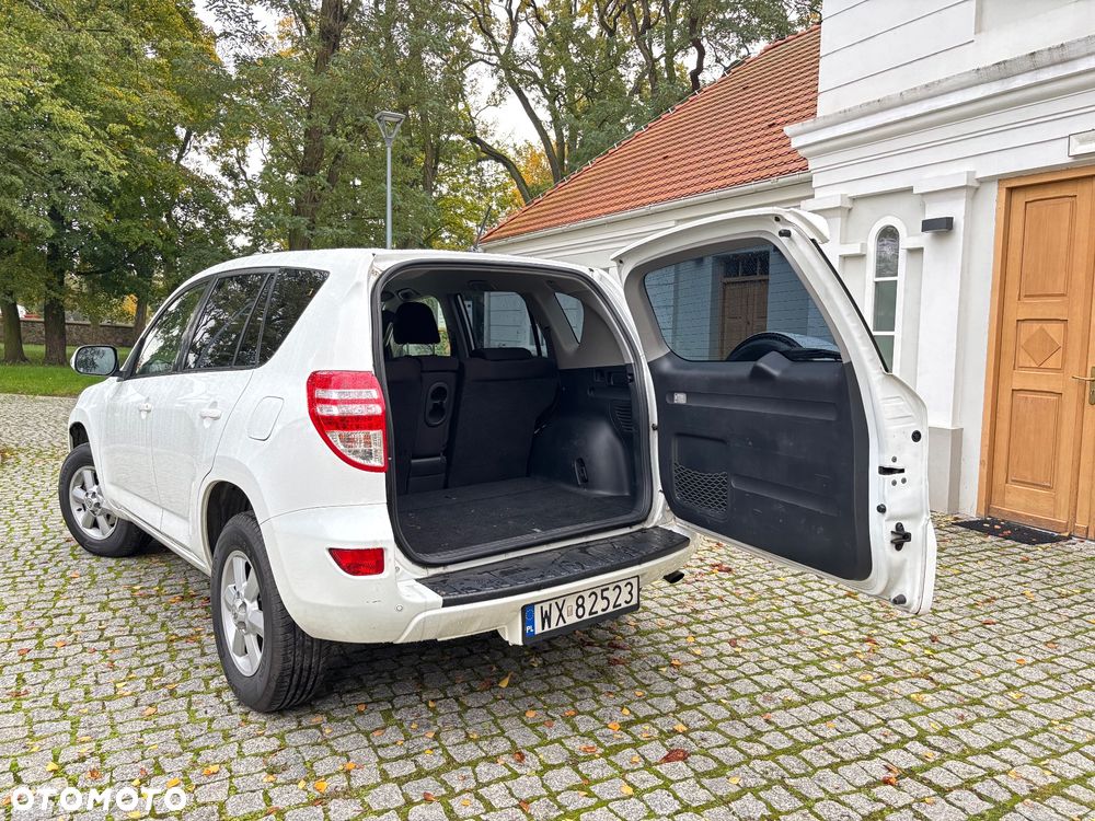 Toyota RAV4 - 5